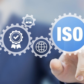 Zertifizierung Qualitätskontrolle DIN ISO Foto iStock NicoElNino